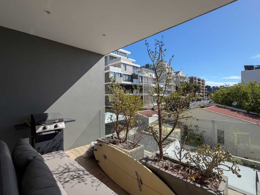 2 Bedroom Property for Sale in Green Point Western Cape